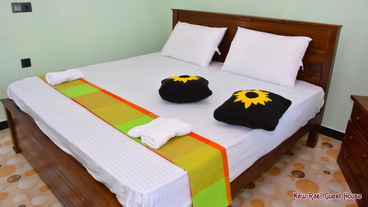 New Rasi Guest House 담불라 외부 사진