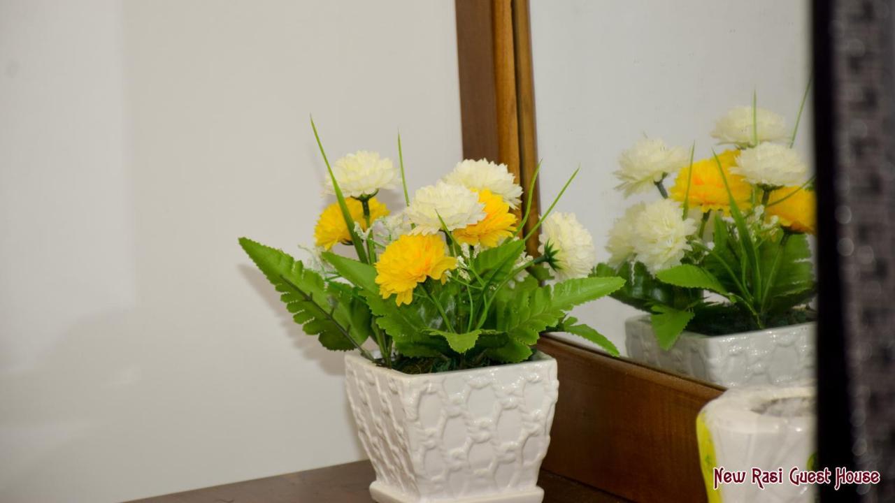 New Rasi Guest House 담불라 외부 사진
