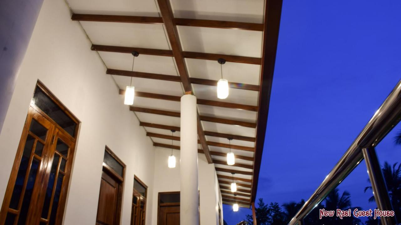 New Rasi Guest House 담불라 외부 사진
