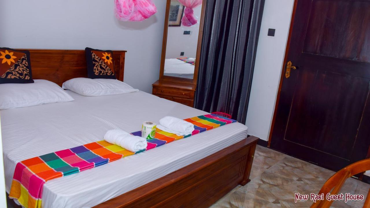 New Rasi Guest House 담불라 외부 사진