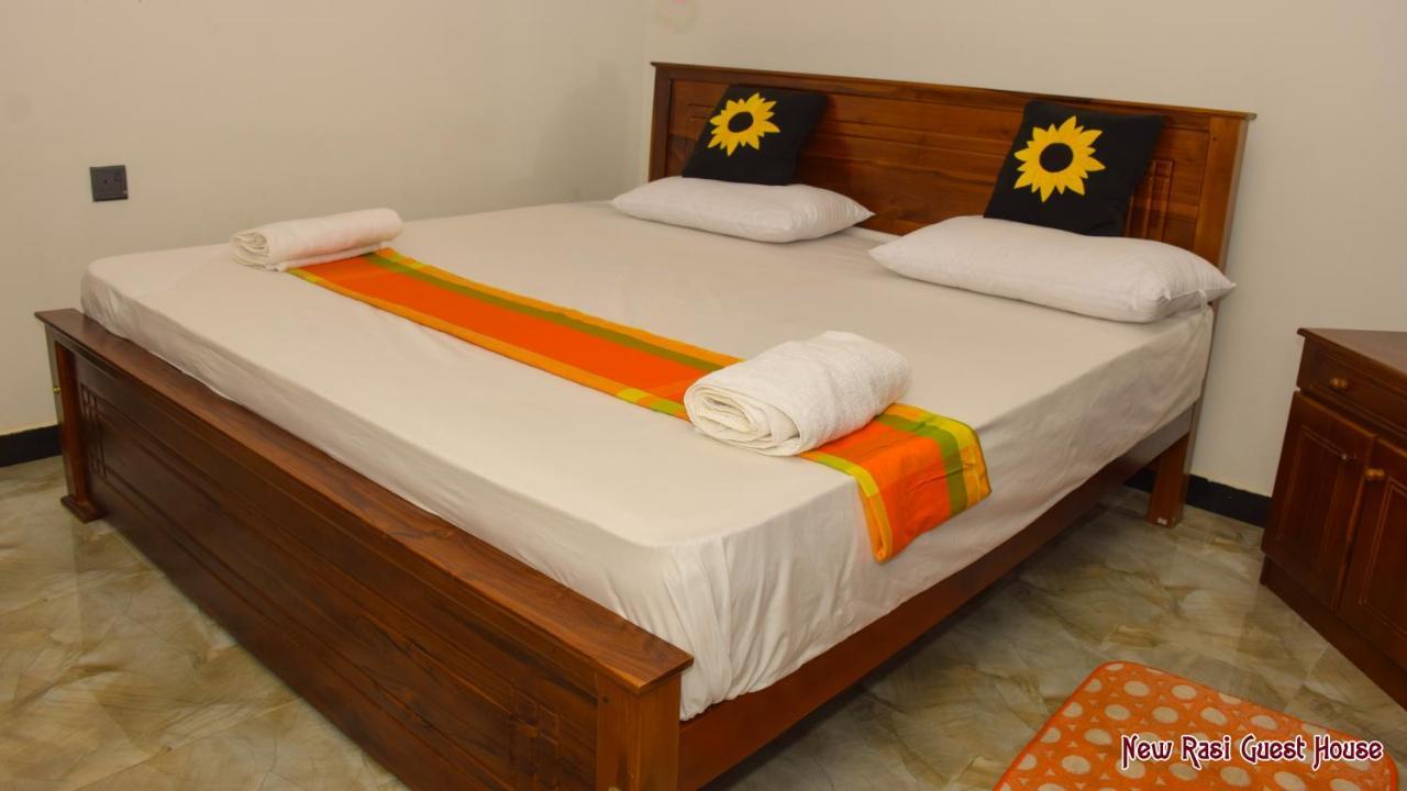 New Rasi Guest House 담불라 외부 사진